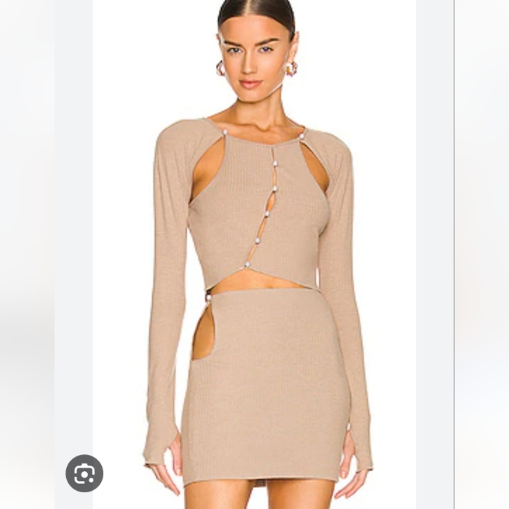 H:ours Camel mini skirt